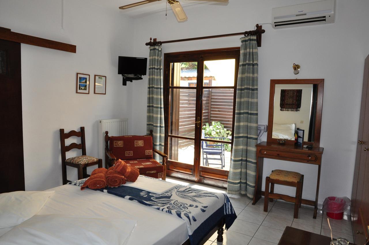 Aparthotel Hagiati 2*
