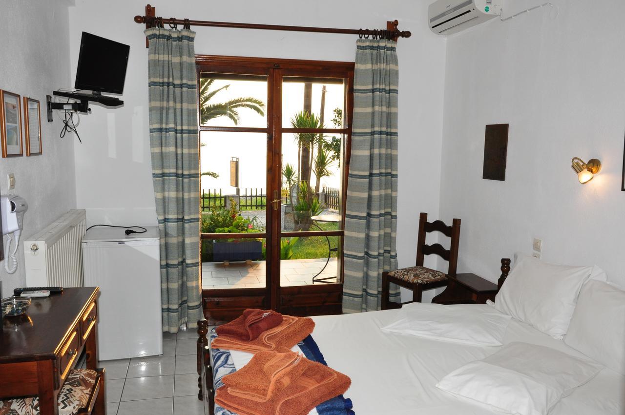 Hagiati Aparthotel 2*