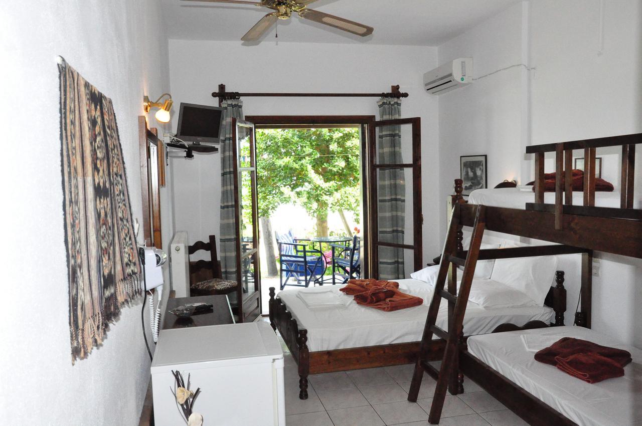Hagiati Aparthotel 2*